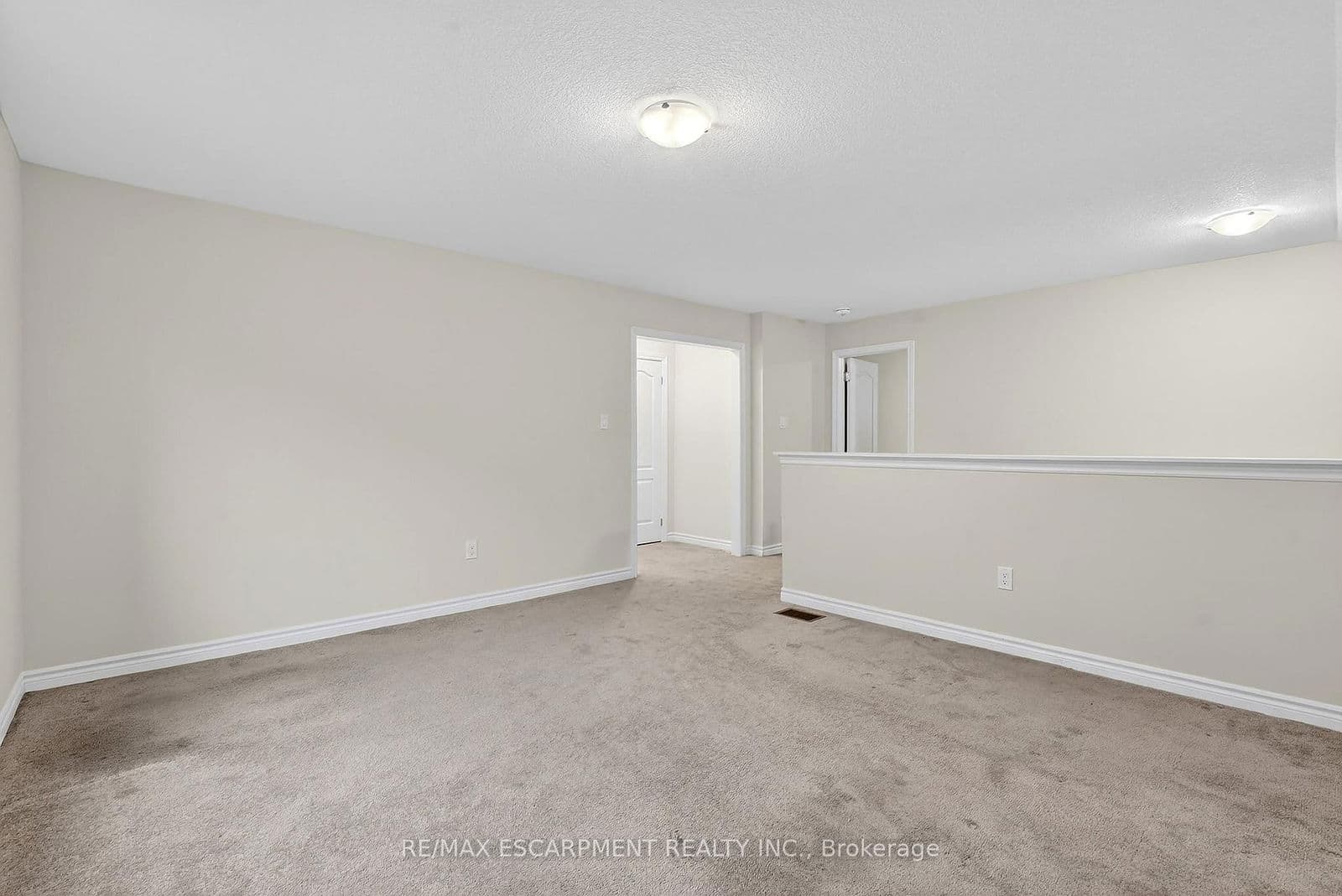 Detached at 11 FRONTIER Drive, Thorold, ON - Photo 37 - RE/MAX Garden City Realty