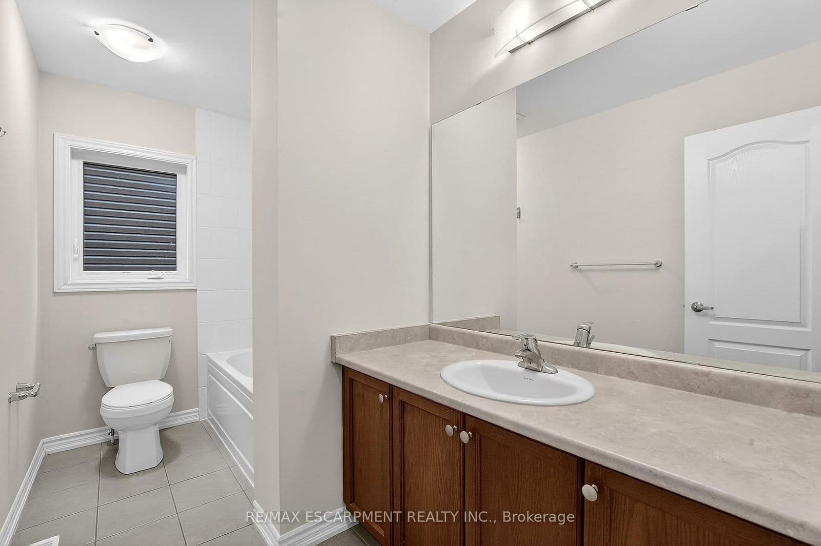 Detached at 11 FRONTIER Drive, Thorold, ON - Photo 38 - RE/MAX Garden City Realty