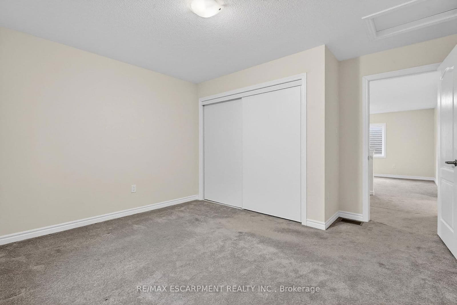 Detached at 11 FRONTIER Drive, Thorold, ON - Photo 42 - RE/MAX Garden City Realty