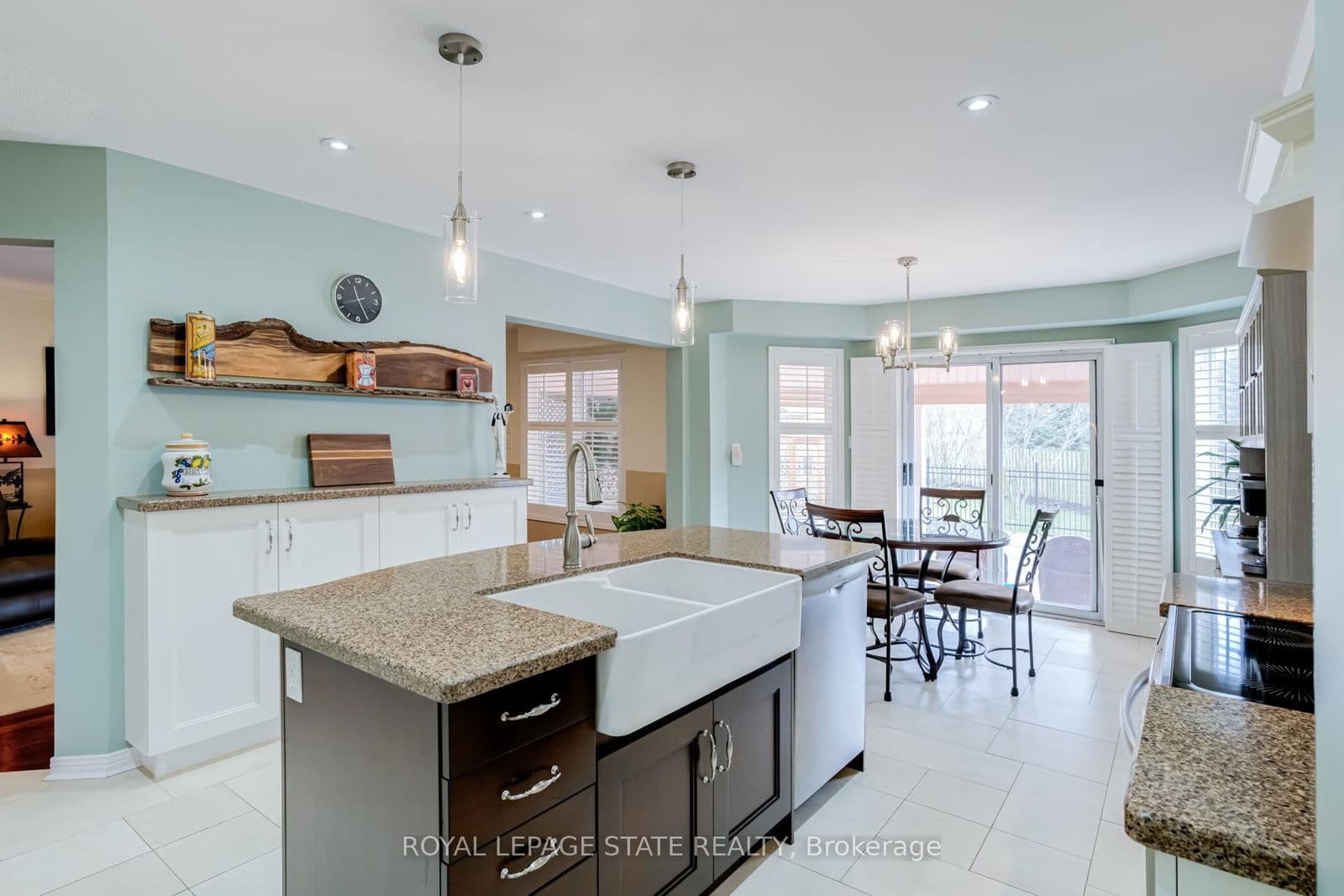 Detached at 82 Vansickle Road, St. Catharines, ON - Photo 13 - RE/MAX Garden City Realty