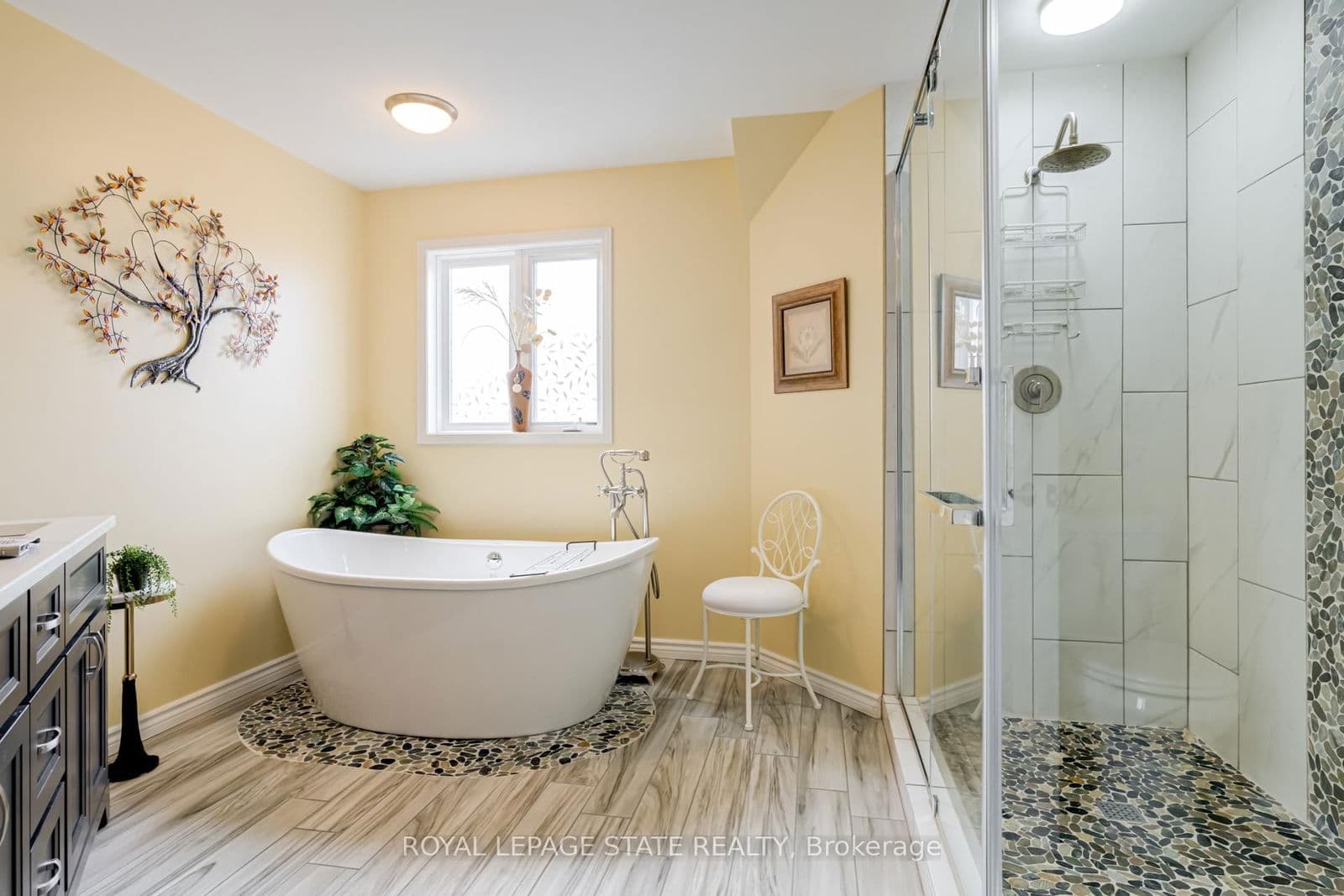 Detached at 82 Vansickle Road, St. Catharines, ON - Photo 29 - RE/MAX Garden City Realty