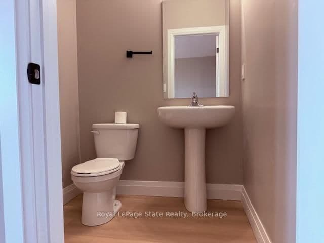 Condo Townhouse at 64 Warren Trail, Welland, ON - Photo 5 - RE/MAX Garden City Realty