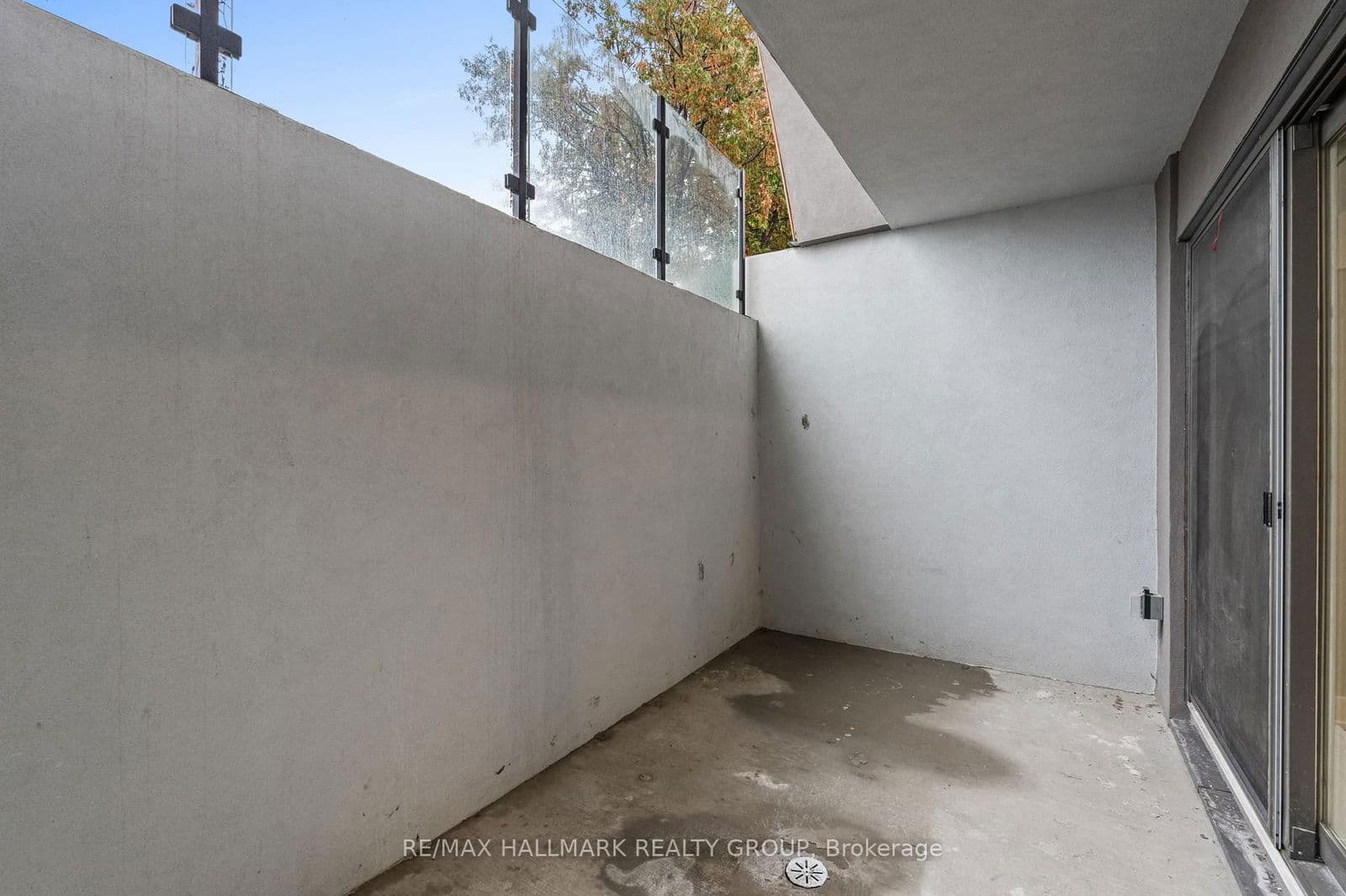 Multiplex at C- 886 Byron Avenue, Ottawa, ON - Photo 2 - RE/MAX Garden City Realty