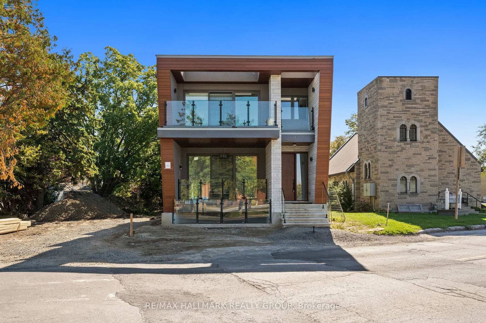 Multiplex at C- 886 Byron Avenue, Ottawa, ON - Photo 3 - RE/MAX Garden City Realty