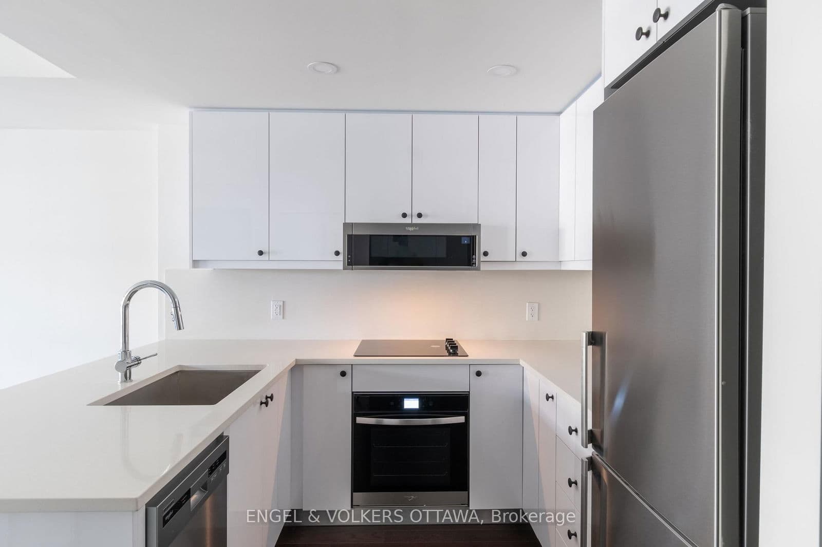 Condo Apartment at 804- 180 George Street, Ottawa, ON - Photo 11 - RE/MAX Garden City Realty