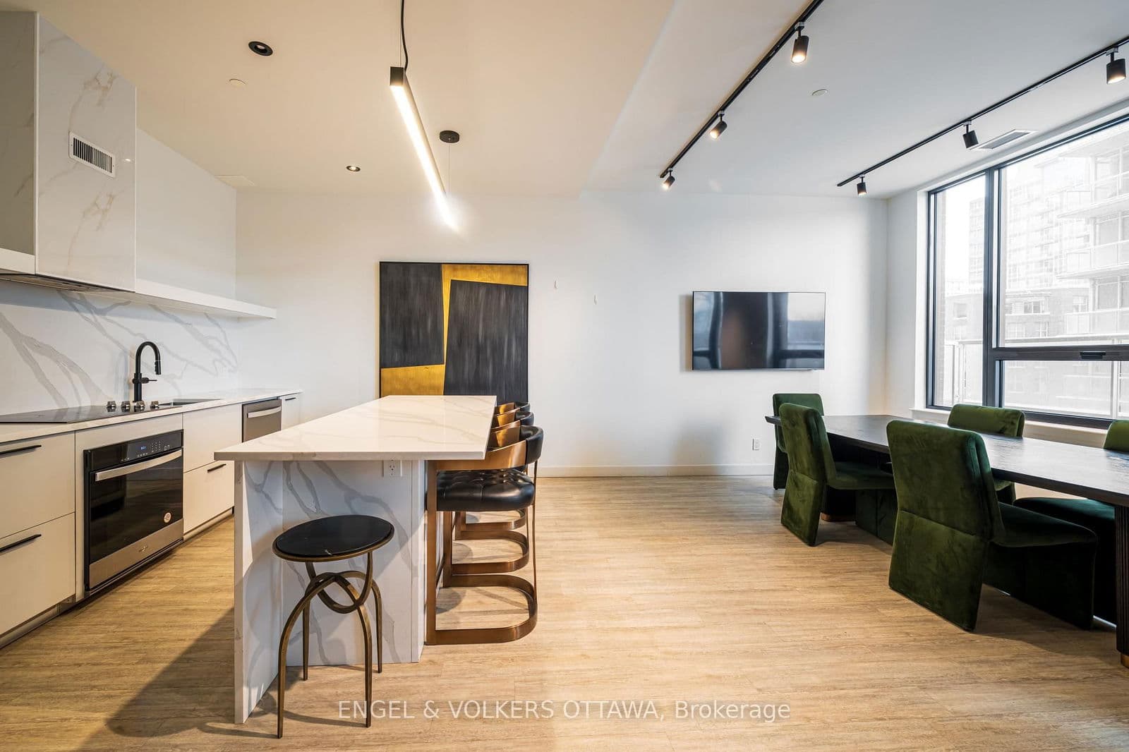 Condo Apartment at 804- 180 George Street, Ottawa, ON - Photo 31 - RE/MAX Garden City Realty