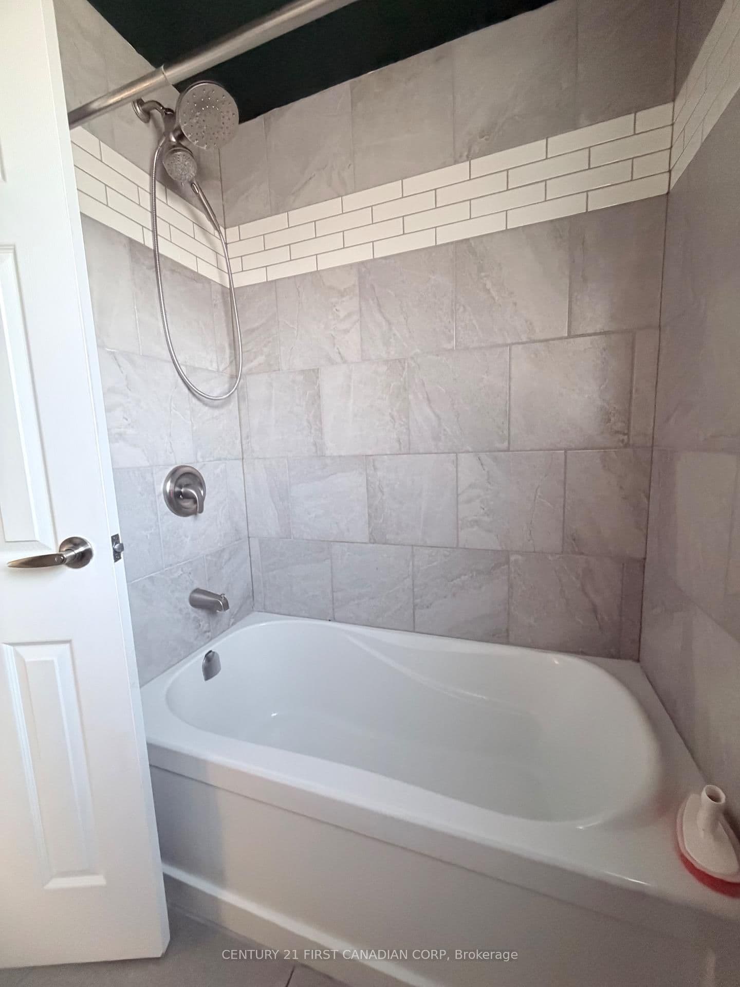 Condo Townhouse at 44- 70 Fiddlers Green Road, London North, ON - Photo 14 - RE/MAX Garden City Realty