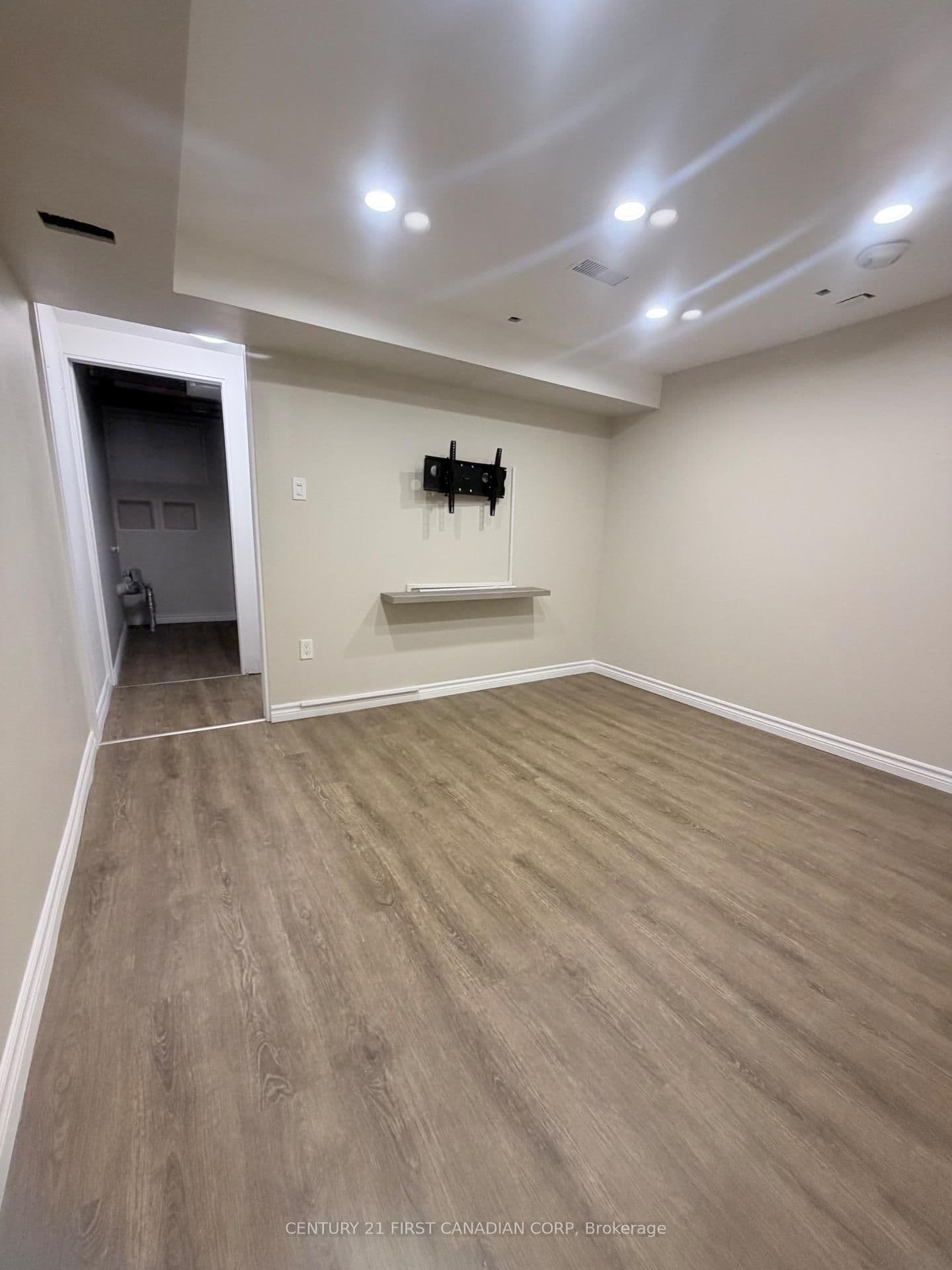 Condo Townhouse at 44- 70 Fiddlers Green Road, London North, ON - Photo 18 - RE/MAX Garden City Realty