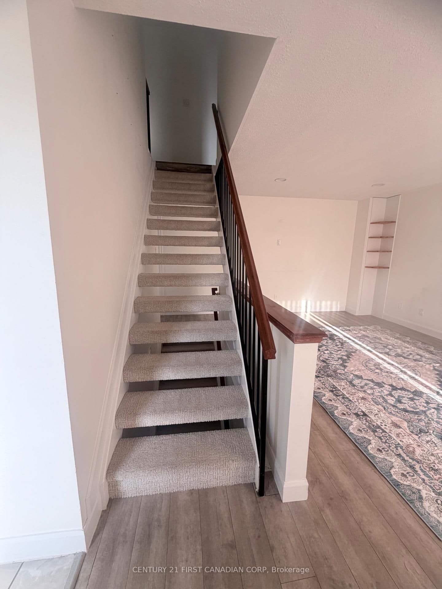 Condo Townhouse at 44- 70 Fiddlers Green Road, London North, ON - Photo 7 - RE/MAX Garden City Realty