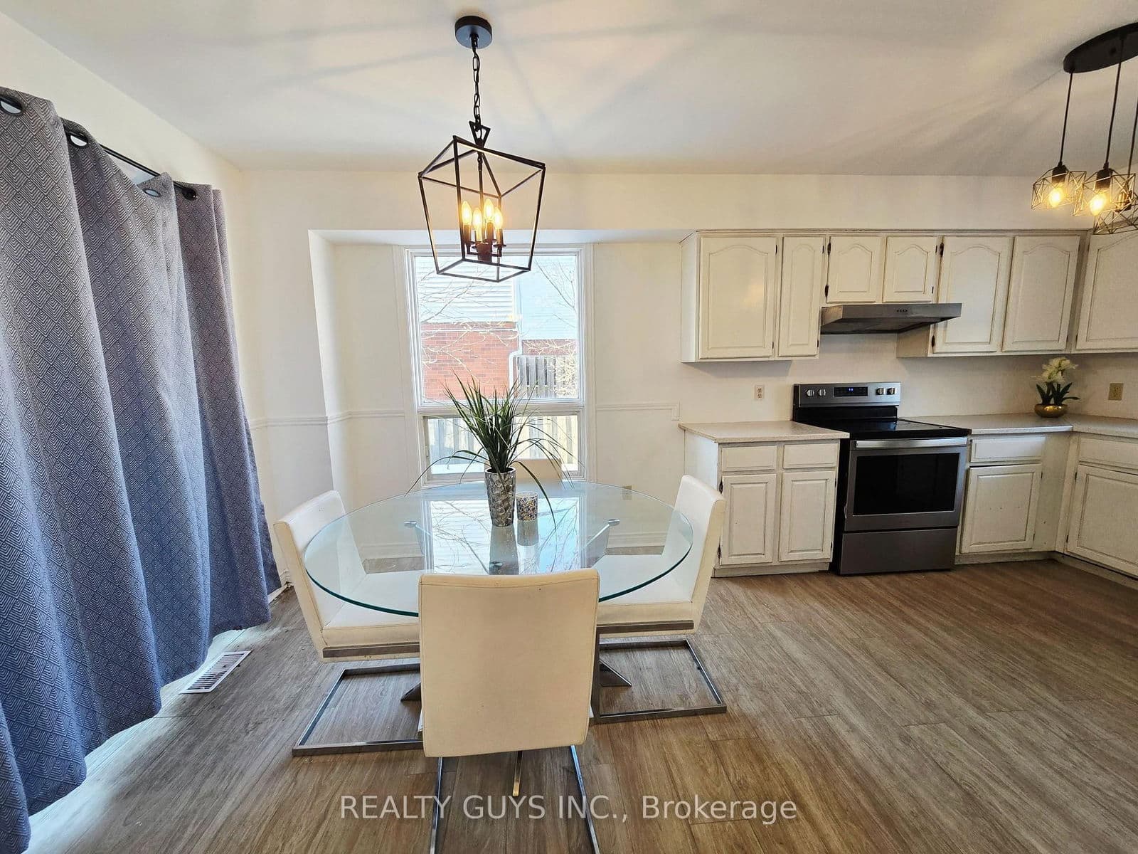 Link at 542 Westman Avenue, Peterborough, ON - Photo 4 - RE/MAX Garden City Realty