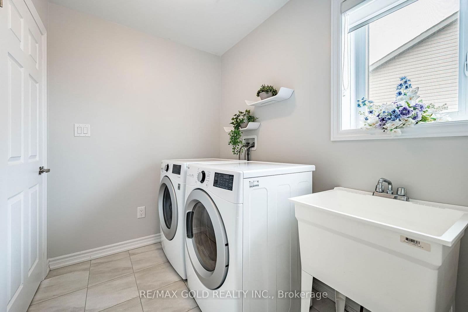 Detached at 201 Mcfarlane Crescent, Centre Wellington, ON - Photo 42 - RE/MAX Garden City Realty