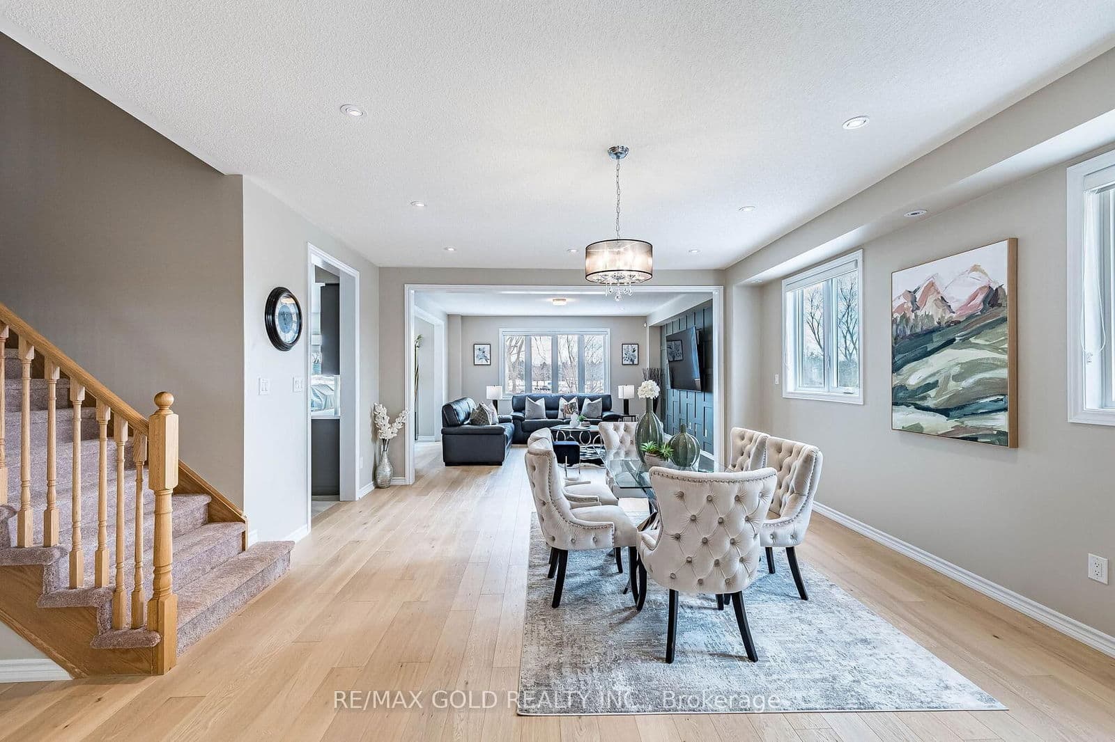 Detached at 201 Mcfarlane Crescent, Centre Wellington, ON - Photo 7 - RE/MAX Garden City Realty