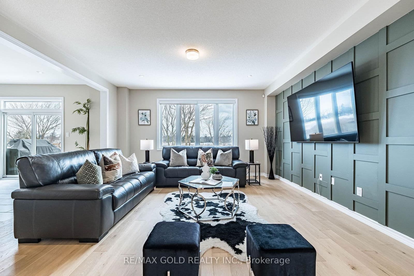 Detached at 201 Mcfarlane Crescent, Centre Wellington, ON - Photo 9 - RE/MAX Garden City Realty