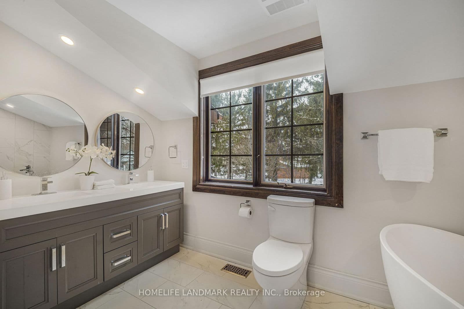 Detached at 10505 Niagara River Parkway, Niagara Falls, ON - Photo 26 - RE/MAX Garden City Realty