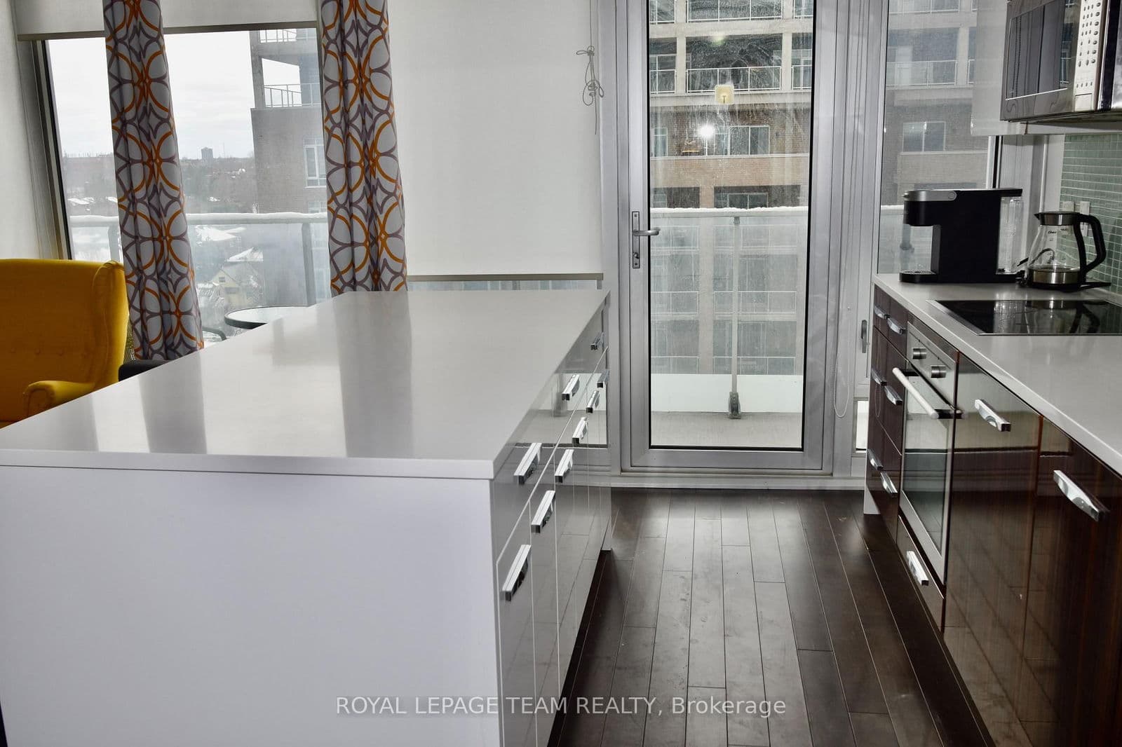 Condo Apartment at 902- 111 Champagne Avenue, Ottawa, ON - Photo 4 - RE/MAX Garden City Realty