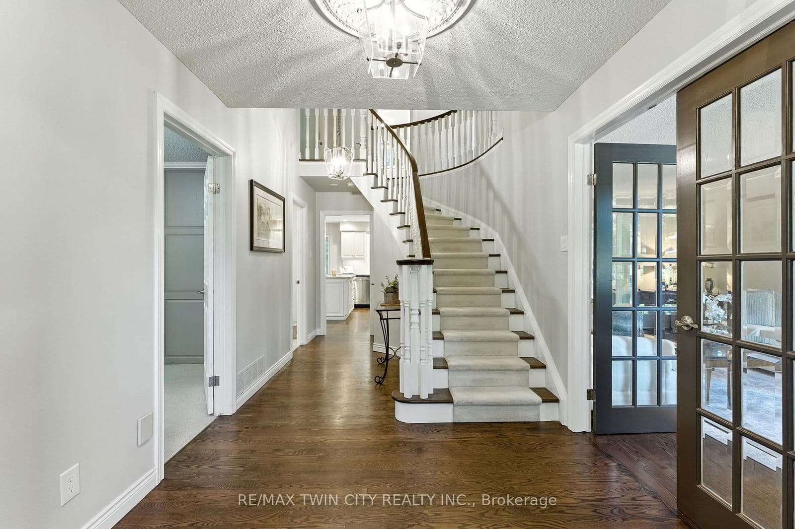 Detached at 91 Abbey Close, Hamilton, ON - Photo 11 - RE/MAX Garden City Realty