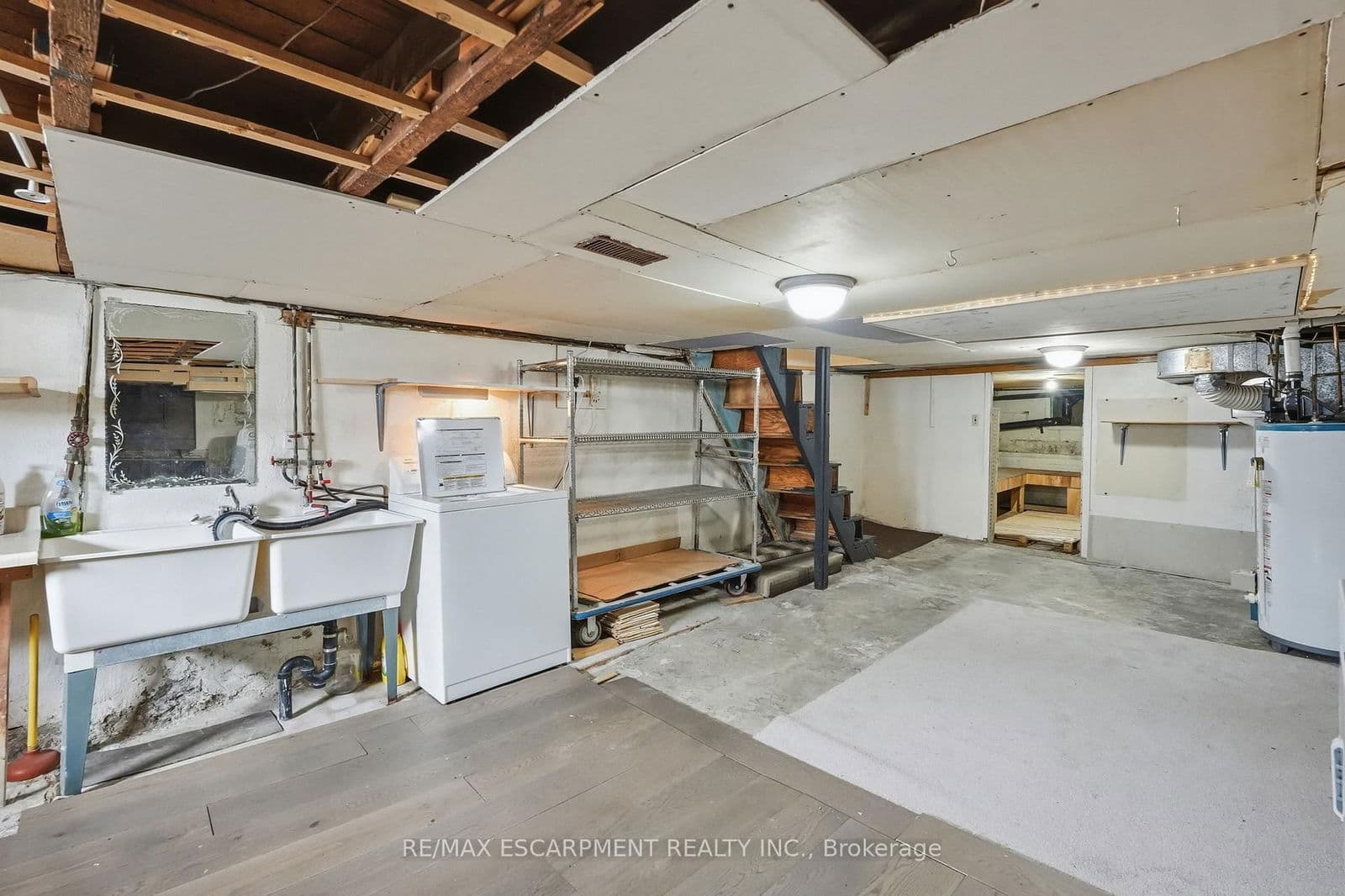 Att/Row/Townhouse at 79 Murray Street, Hamilton, ON - Photo 35 - RE/MAX Garden City Realty