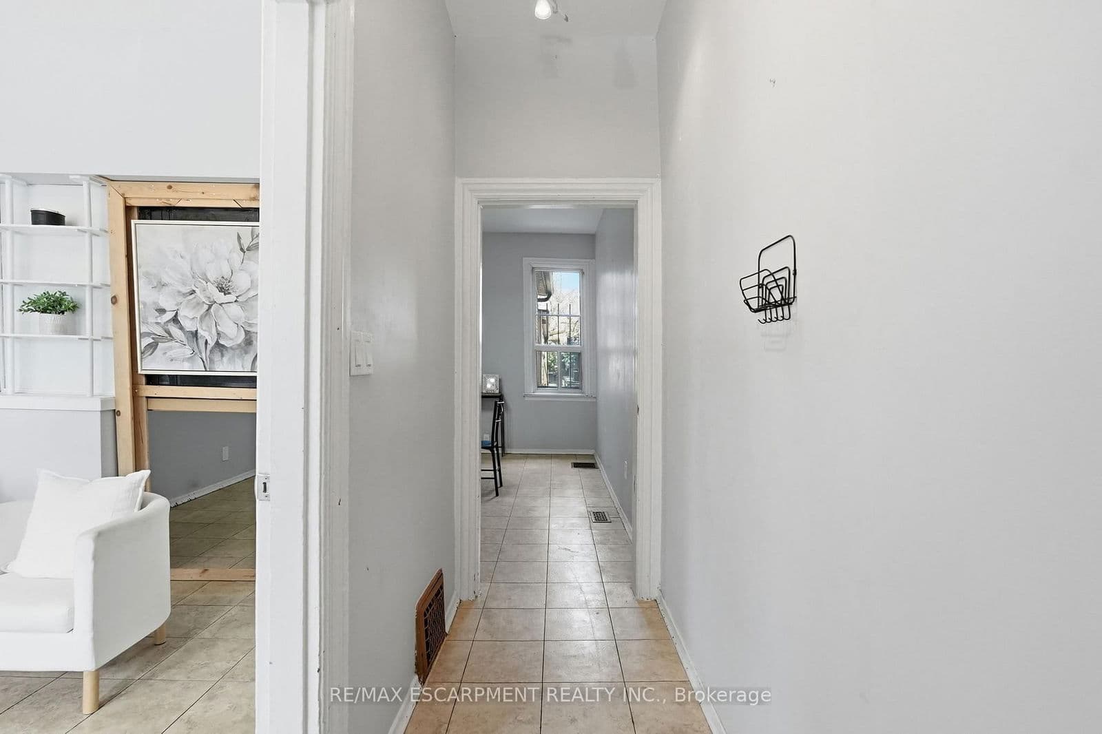 Att/Row/Townhouse at 79 Murray Street, Hamilton, ON - Photo 6 - RE/MAX Garden City Realty