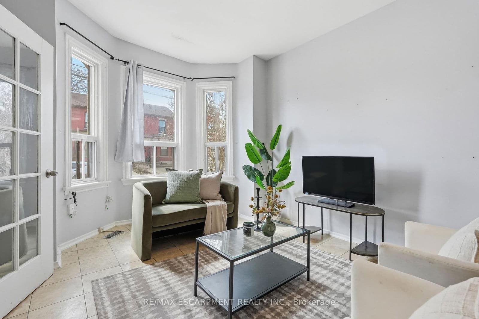 Att/Row/Townhouse at 79 Murray Street, Hamilton, ON - Photo 8 - RE/MAX Garden City Realty