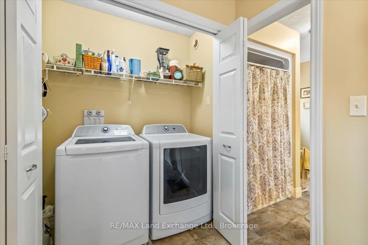 Detached at 737 Green Street, Saugeen Shores, ON - Photo 12 - RE/MAX Garden City Realty