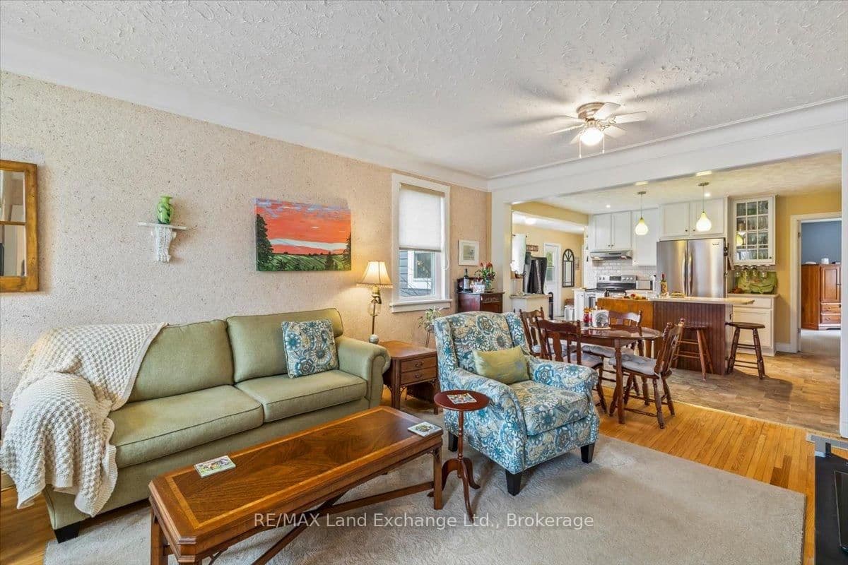 Detached at 737 Green Street, Saugeen Shores, ON - Photo 6 - RE/MAX Garden City Realty