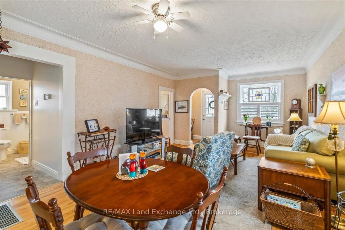 Detached at 737 Green Street, Saugeen Shores, ON - Photo 8 - RE/MAX Garden City Realty