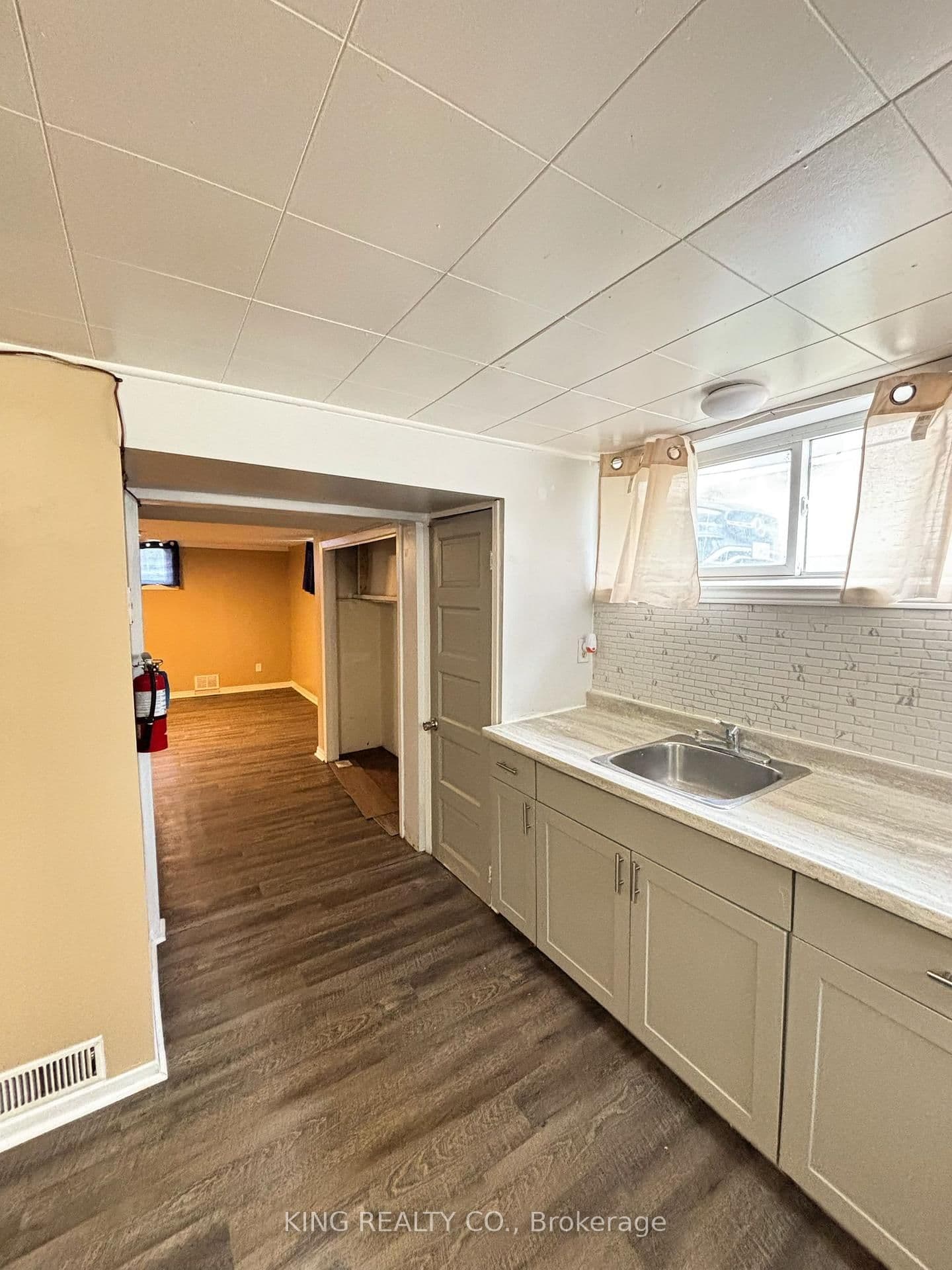 Lower Level at 3- 58 Carlton Street, St. Catharines, ON - Photo 2 - RE/MAX Garden City Realty