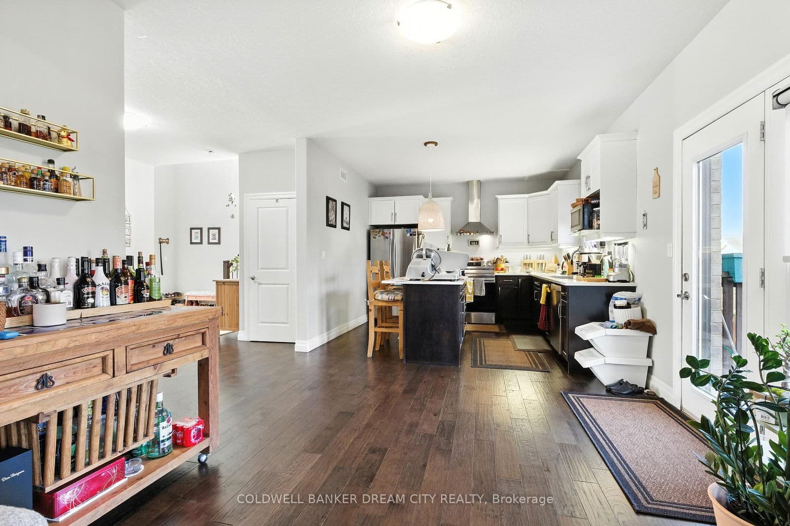 Detached at 10 Honey Bend, St. Thomas, ON - Photo 10 - RE/MAX Garden City Realty