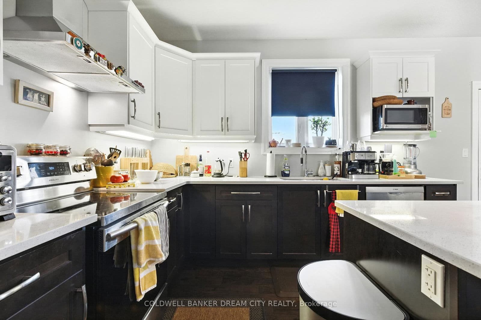 Detached at 10 Honey Bend, St. Thomas, ON - Photo 11 - RE/MAX Garden City Realty