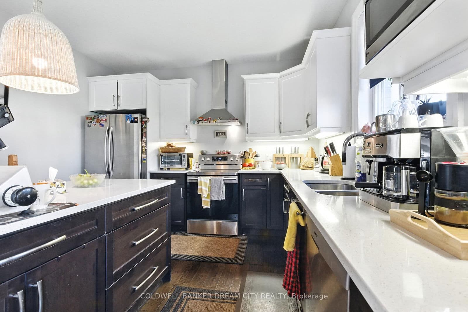 Detached at 10 Honey Bend, St. Thomas, ON - Photo 14 - RE/MAX Garden City Realty