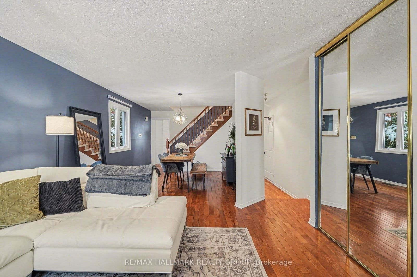 Detached at 2741 Massicotte Lane, Ottawa, ON - Photo 4 - RE/MAX Garden City Realty