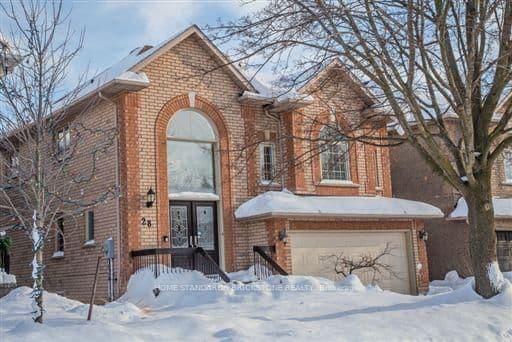 Detached at 28 Brookhurst Crescent, Hamilton, ON - Photo 1 - RE/MAX Garden City Realty