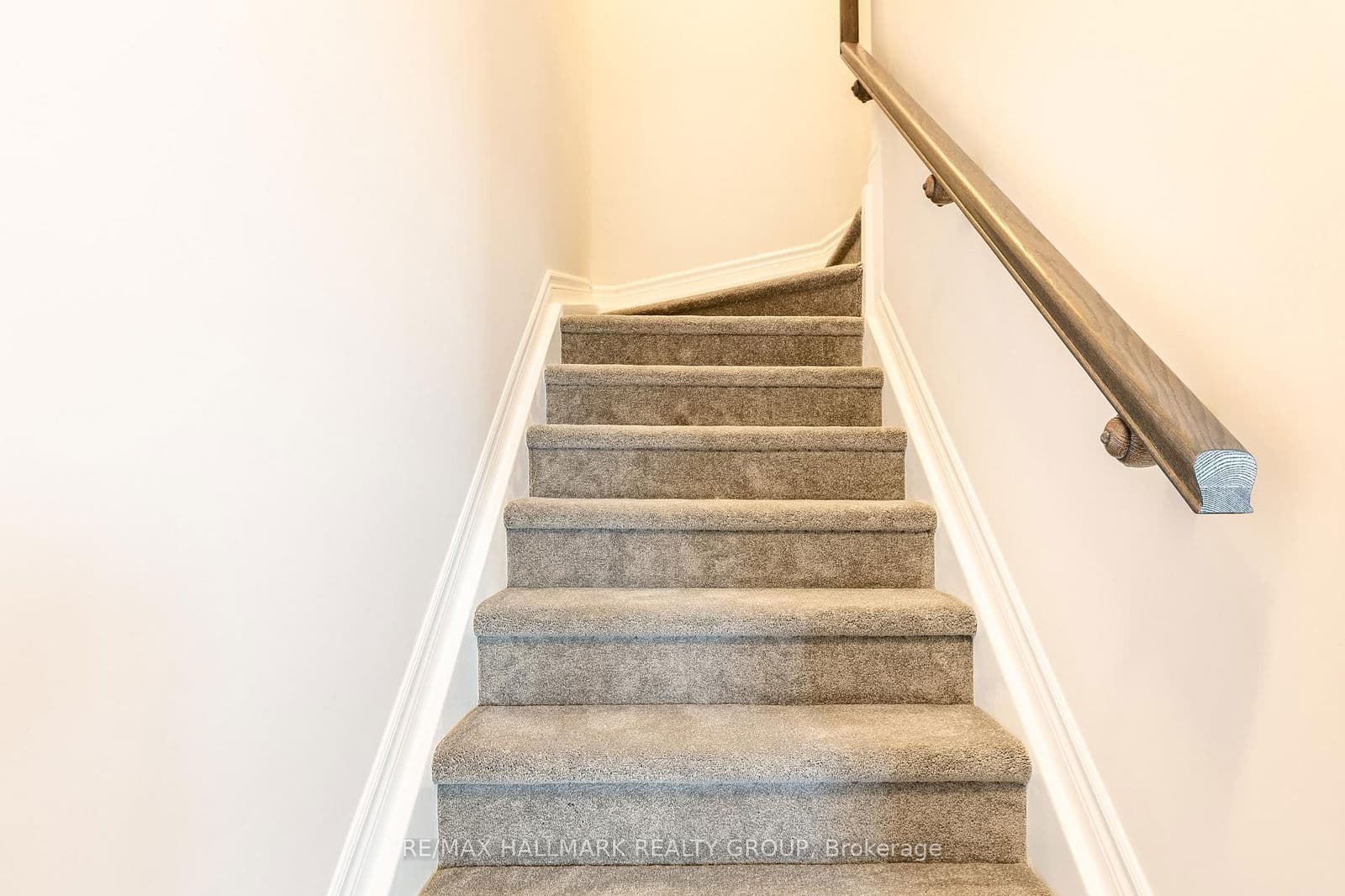 Condo Townhouse at 292 Zenith Private, Ottawa, ON - Photo 10 - RE/MAX Garden City Realty