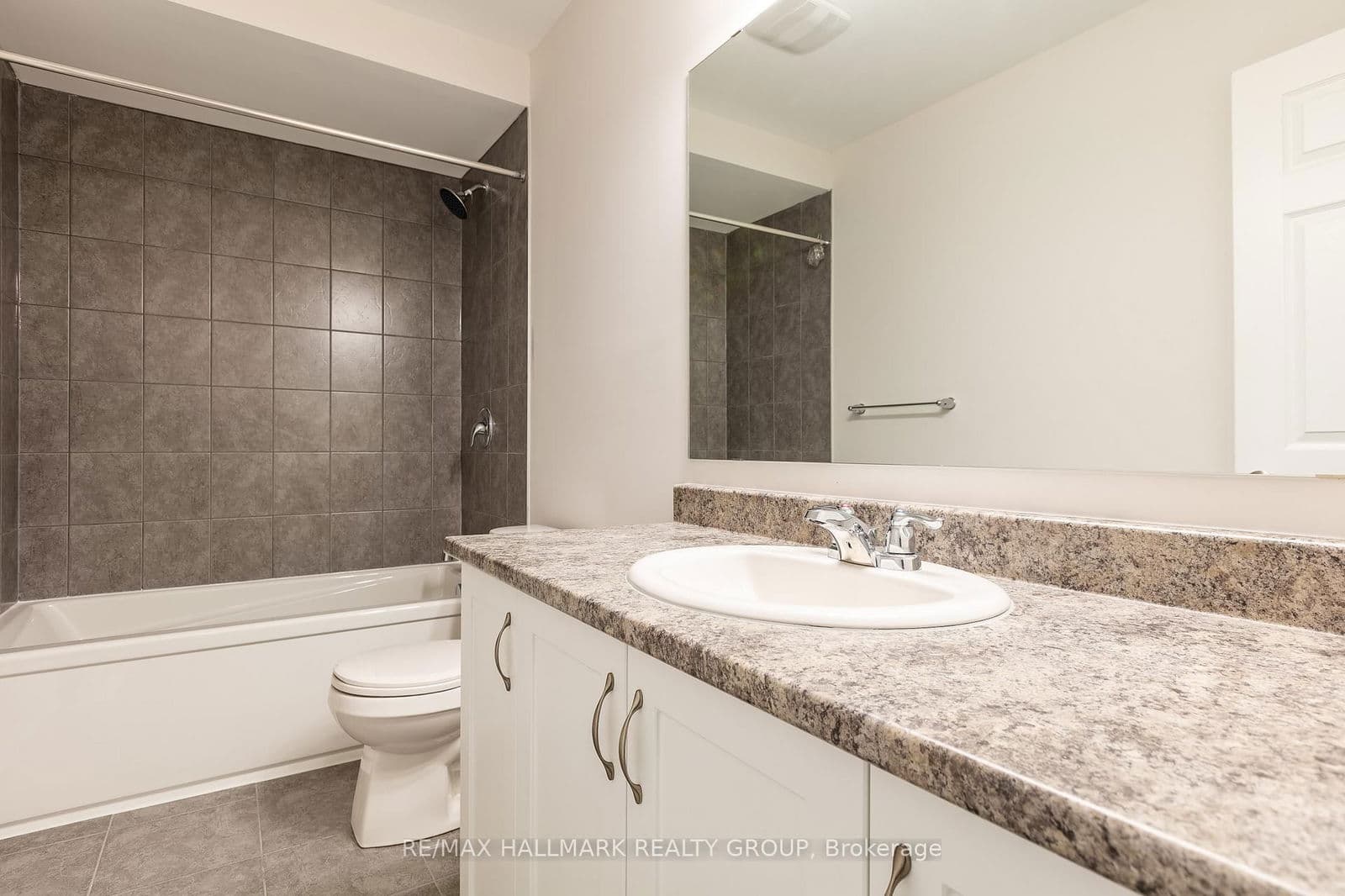 Condo Townhouse at 292 Zenith Private, Ottawa, ON - Photo 20 - RE/MAX Garden City Realty