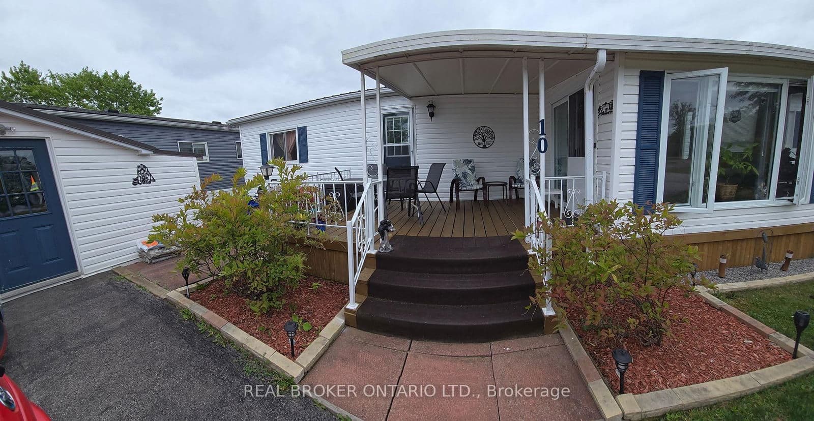 Modular Home at 10- 3033 Townline Road, Fort Erie, ON - Photo 2 - RE/MAX Garden City Realty