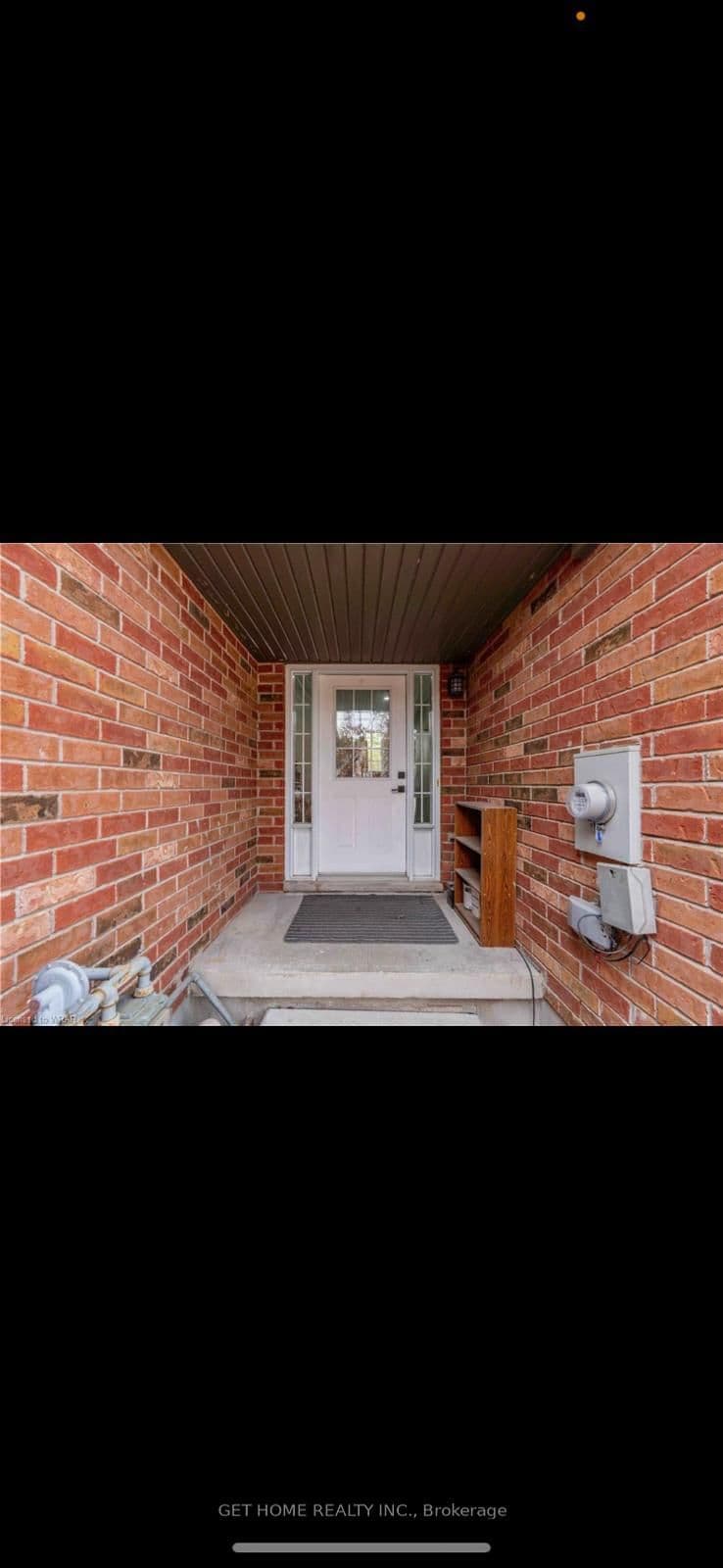 Att/Row/Townhouse at Upper- 12 Snowdrop Crescent, Kitchener, ON - Photo 2 - RE/MAX Garden City Realty