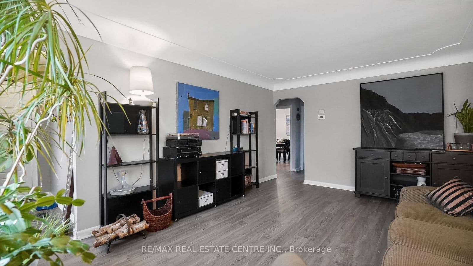 Detached at 342 East 17th Street, Hamilton, ON - Photo 6 - RE/MAX Garden City Realty