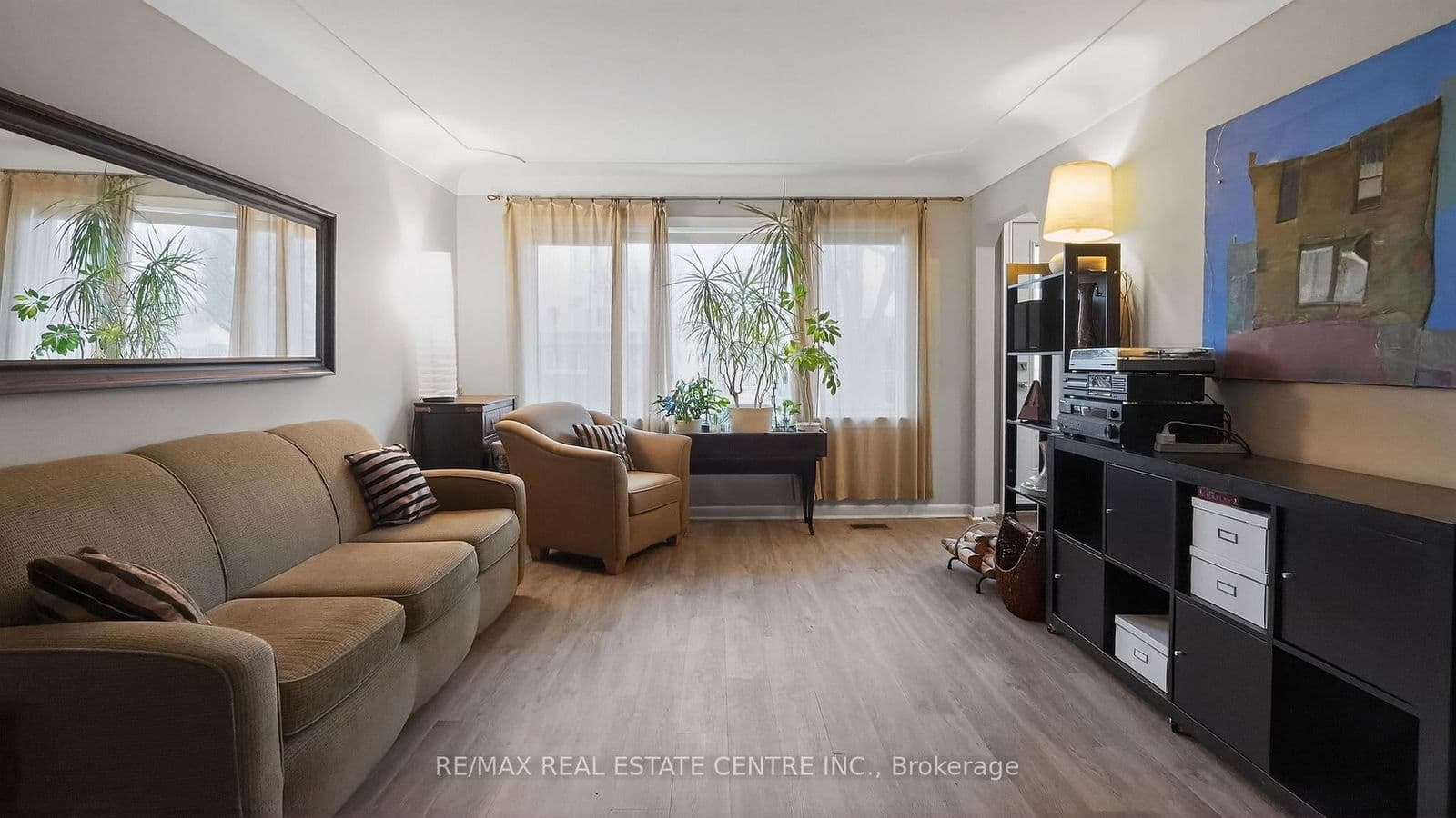 Detached at 342 East 17th Street, Hamilton, ON - Photo 7 - RE/MAX Garden City Realty