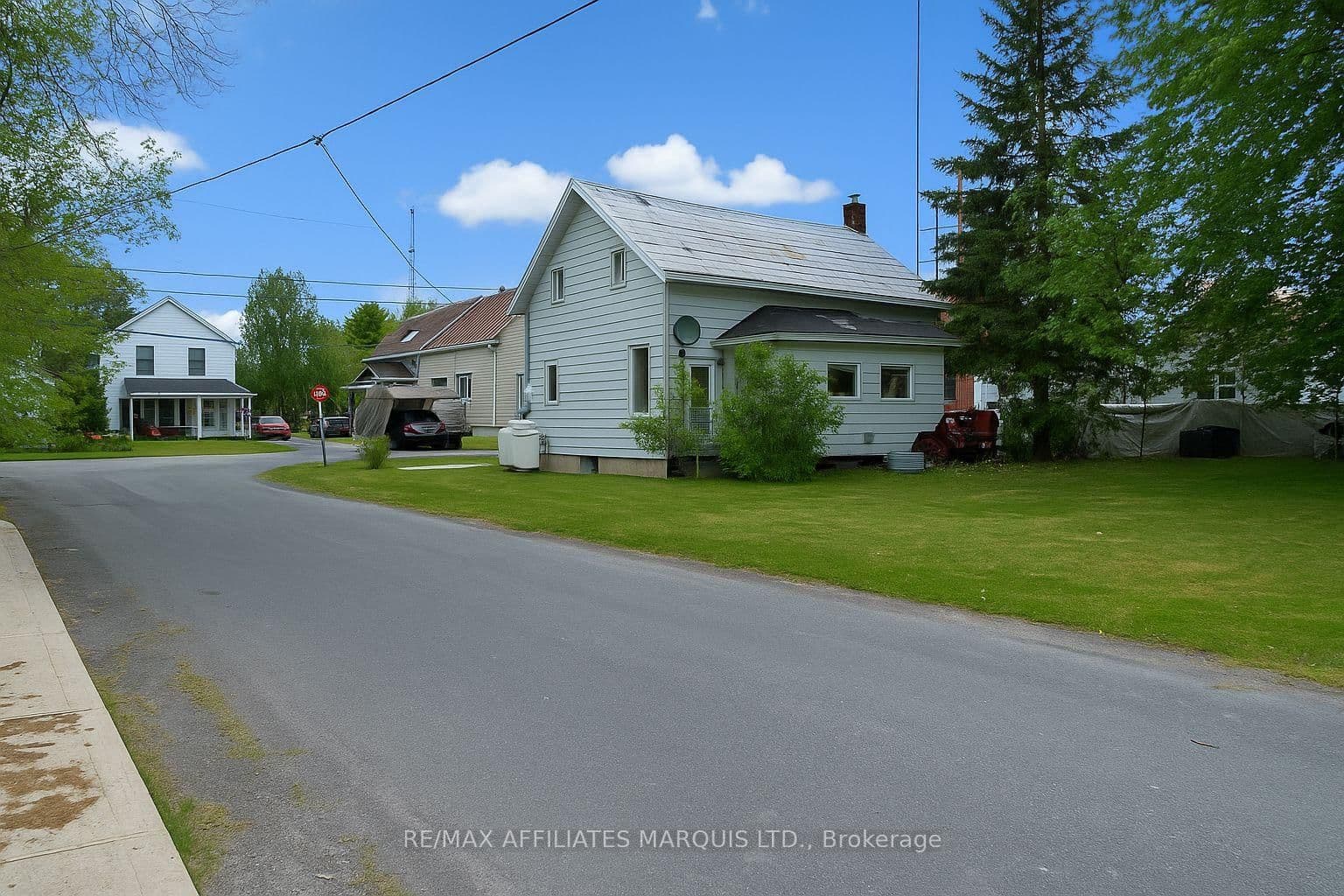 Detached at 37 Main Street, South Stormont, ON - Photo 3 - RE/MAX Garden City Realty