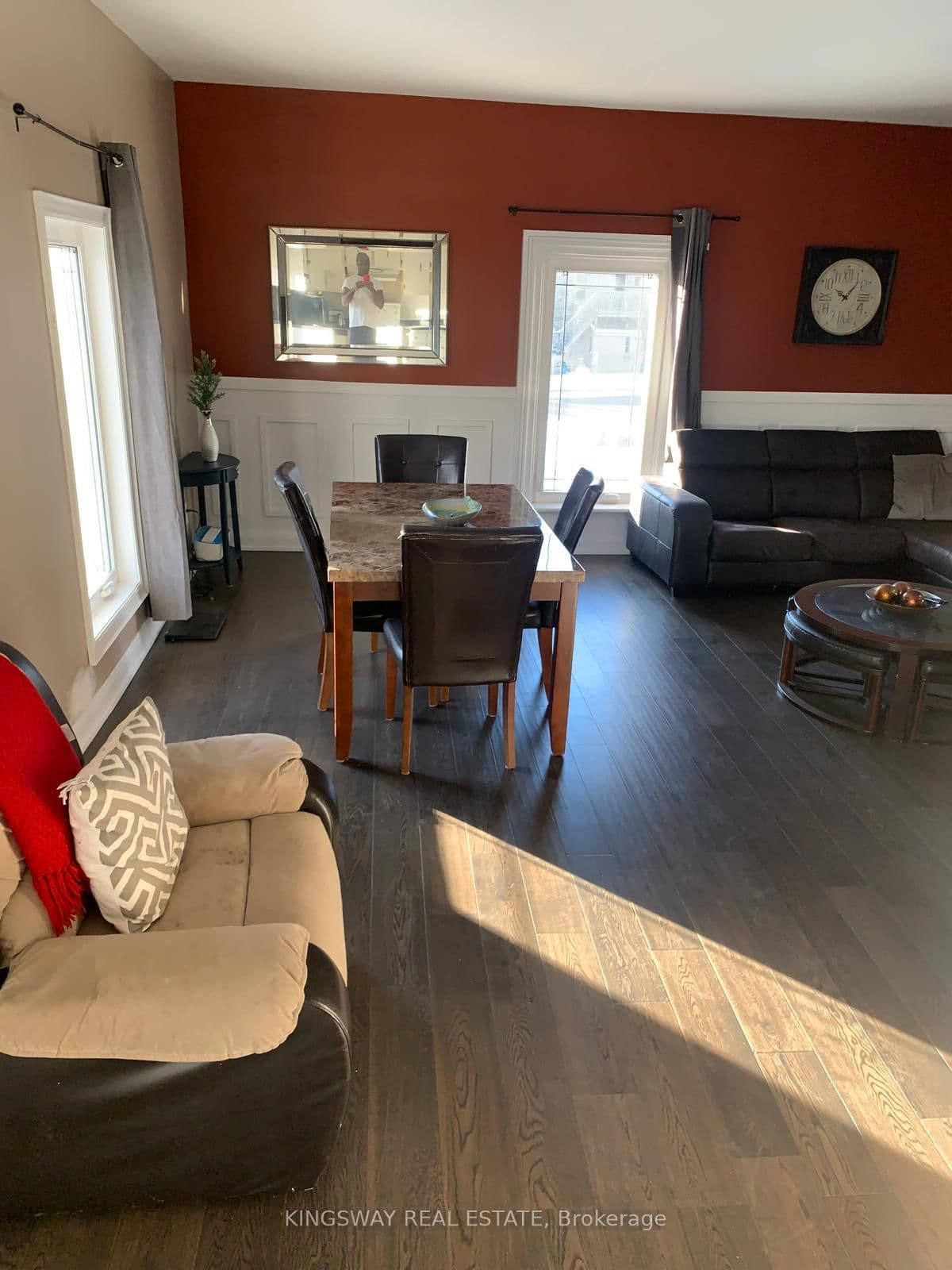 Store W Apt/Office at 174 Main Street, Cambridge, ON - Photo 10 - RE/MAX Garden City Realty