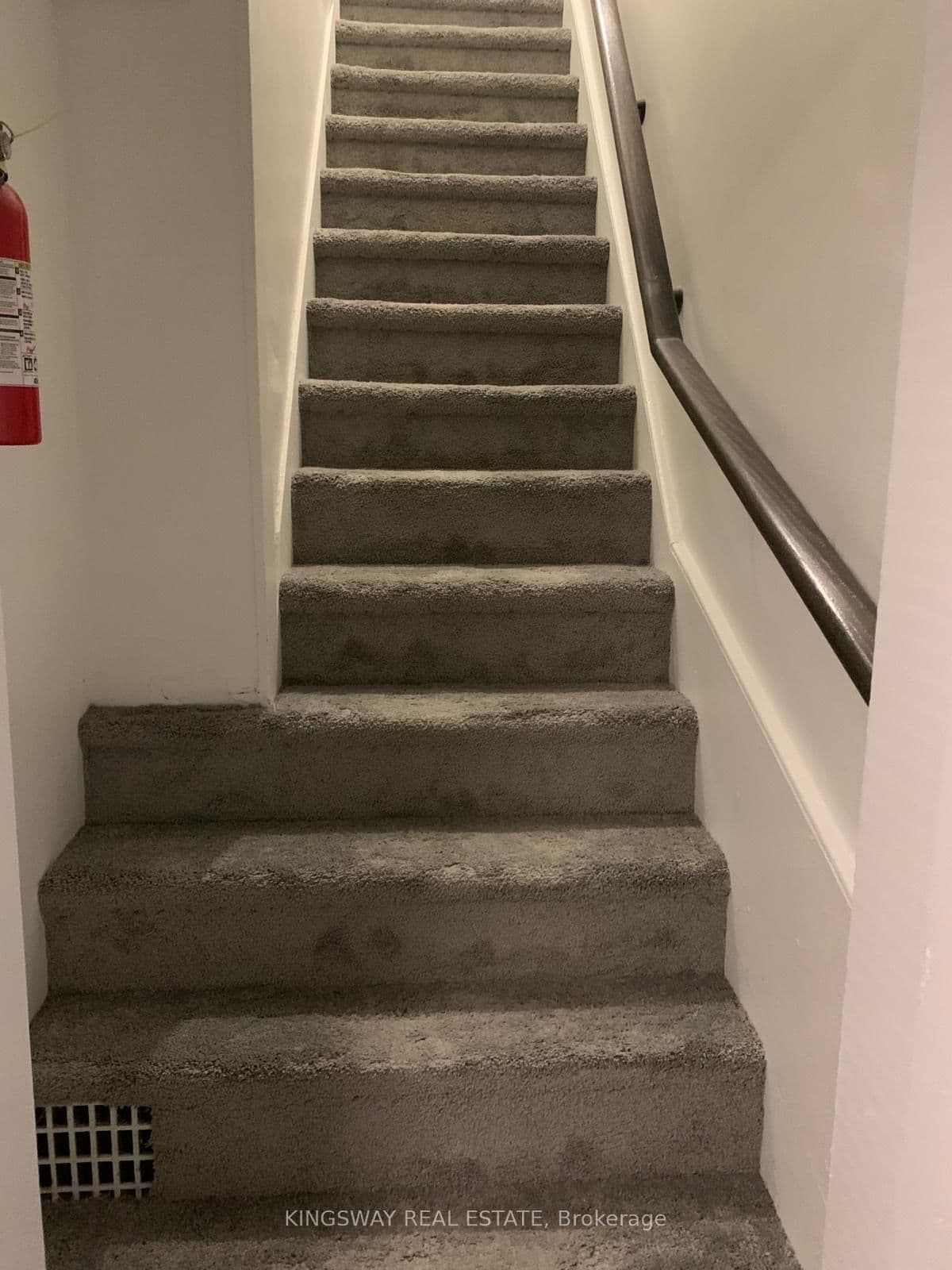 Store W Apt/Office at 174 Main Street, Cambridge, ON - Photo 18 - RE/MAX Garden City Realty