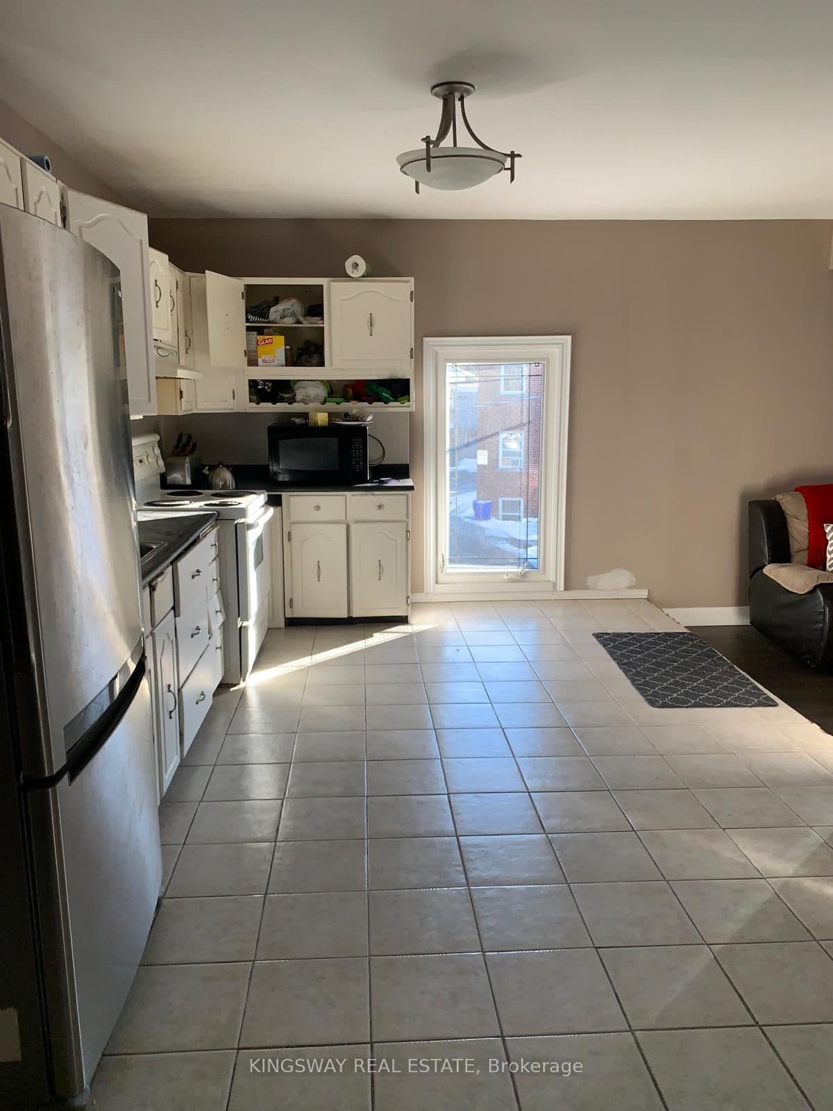 Store W Apt/Office at 174 Main Street, Cambridge, ON - Photo 7 - RE/MAX Garden City Realty