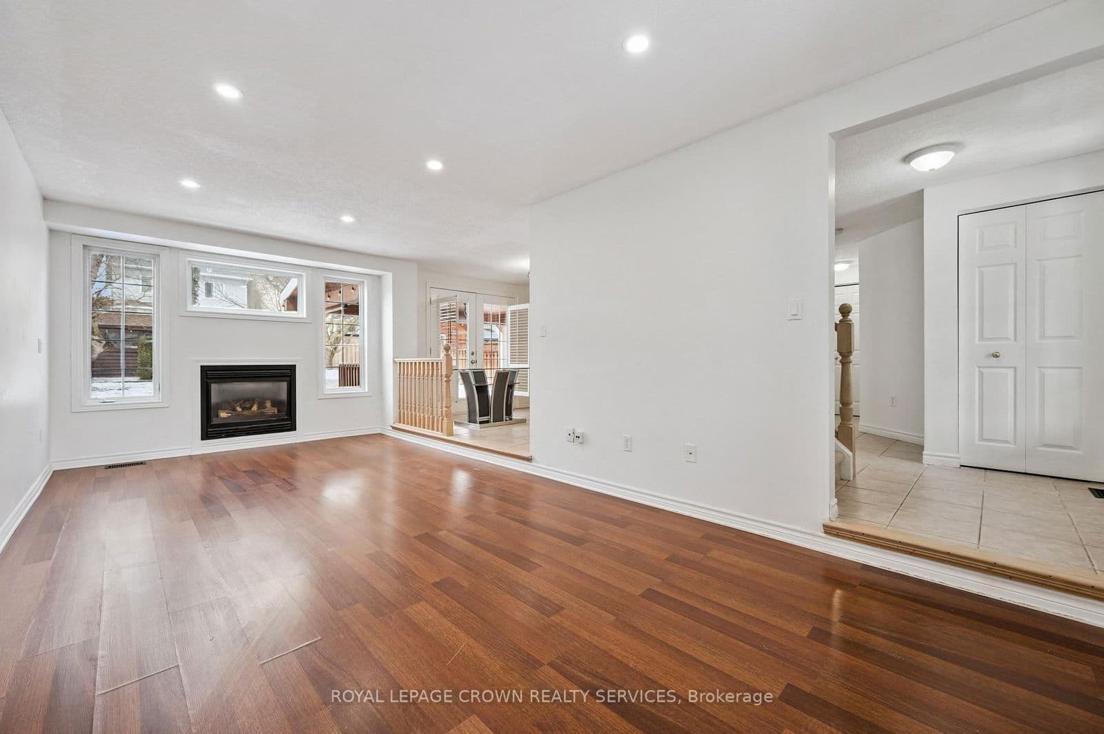 Detached at 16 Merlene Court, Cambridge, ON - Photo 11 - RE/MAX Garden City Realty