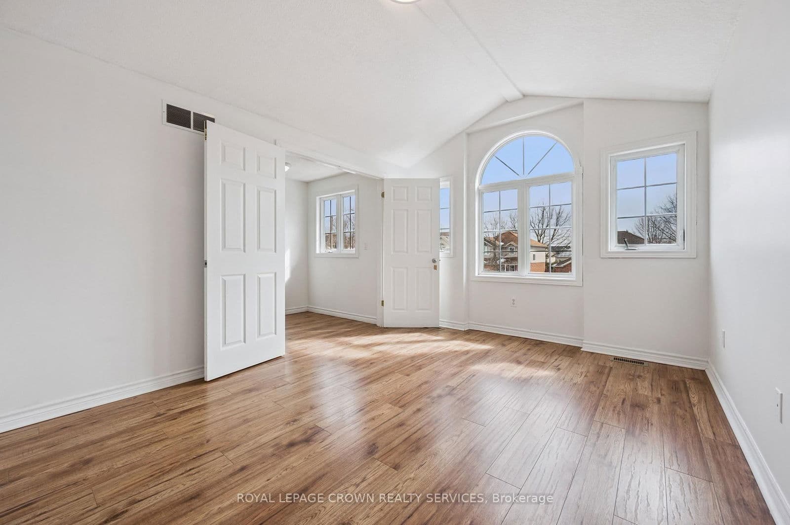 Detached at 16 Merlene Court, Cambridge, ON - Photo 16 - RE/MAX Garden City Realty