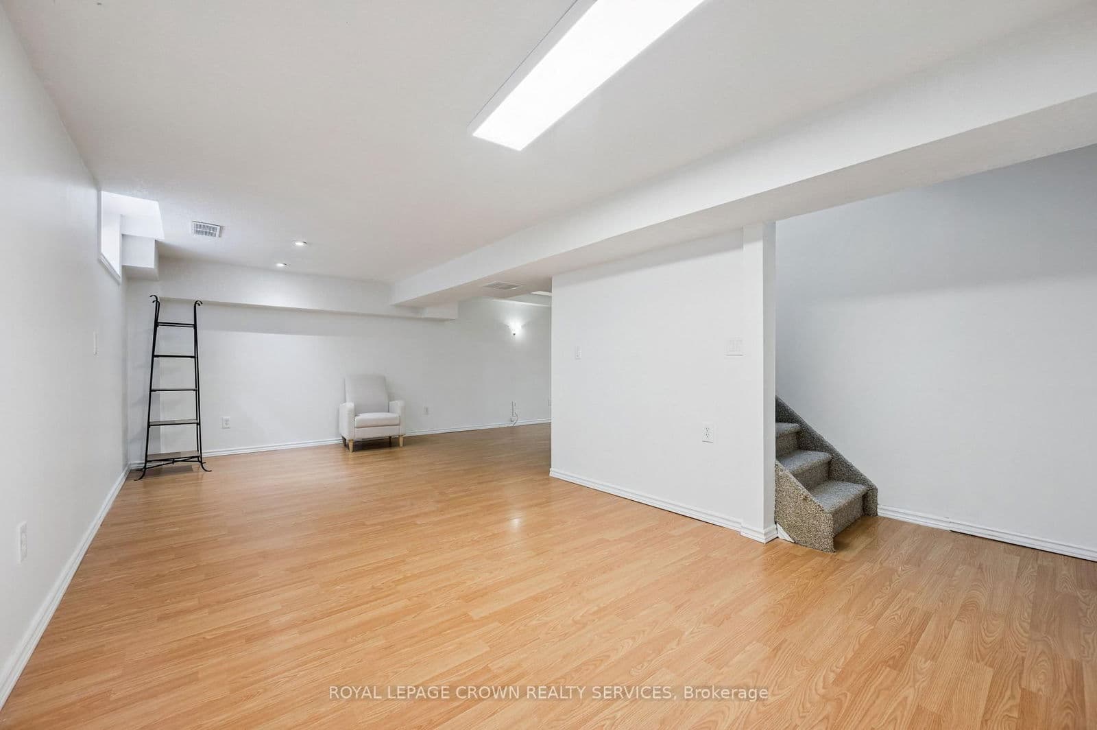 Detached at 16 Merlene Court, Cambridge, ON - Photo 23 - RE/MAX Garden City Realty