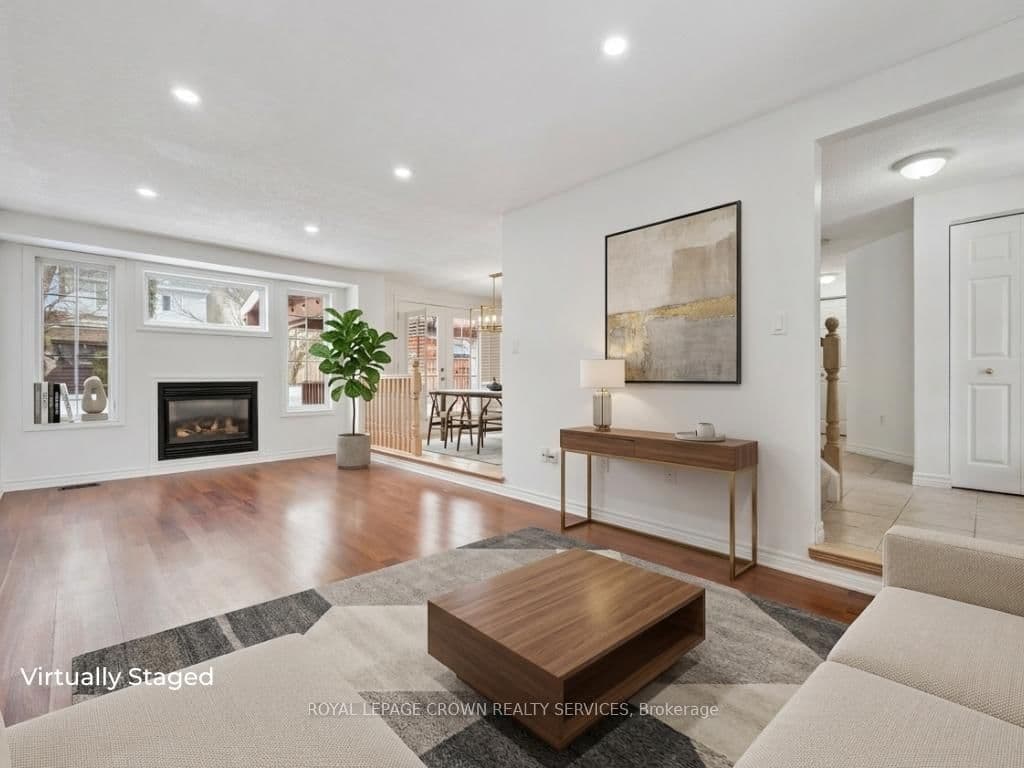 Detached at 16 Merlene Court, Cambridge, ON - Photo 3 - RE/MAX Garden City Realty