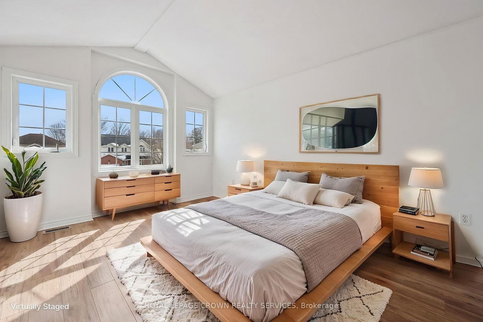 Detached at 16 Merlene Court, Cambridge, ON - Photo 6 - RE/MAX Garden City Realty