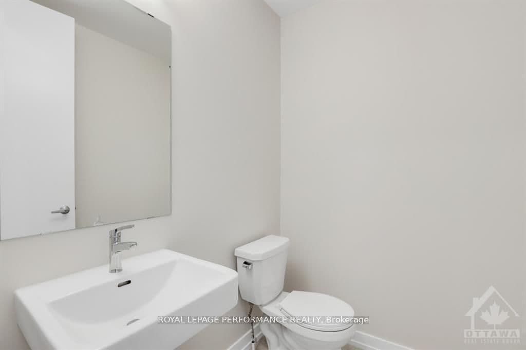 Att/Row/Townhouse at 522 OLDENBURG Avenue, Richmond, ON - Photo 17 - RE/MAX Garden City Realty