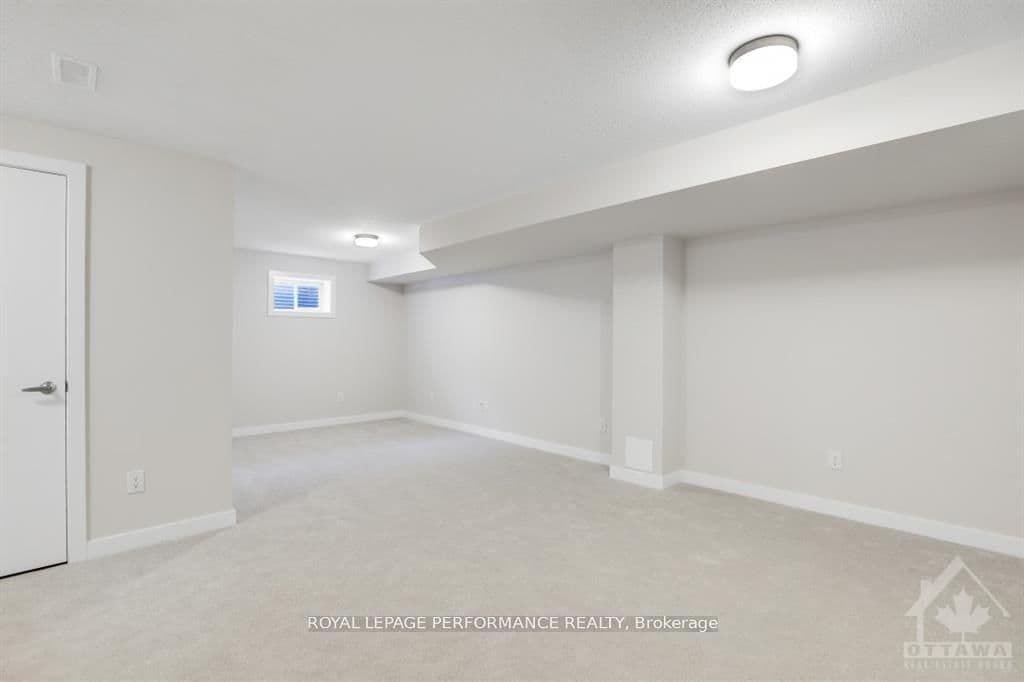 Att/Row/Townhouse at 522 OLDENBURG Avenue, Richmond, ON - Photo 27 - RE/MAX Garden City Realty