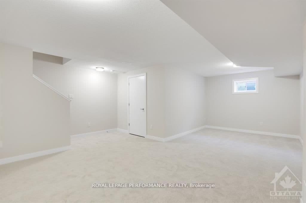 Att/Row/Townhouse at 522 OLDENBURG Avenue, Richmond, ON - Photo 28 - RE/MAX Garden City Realty